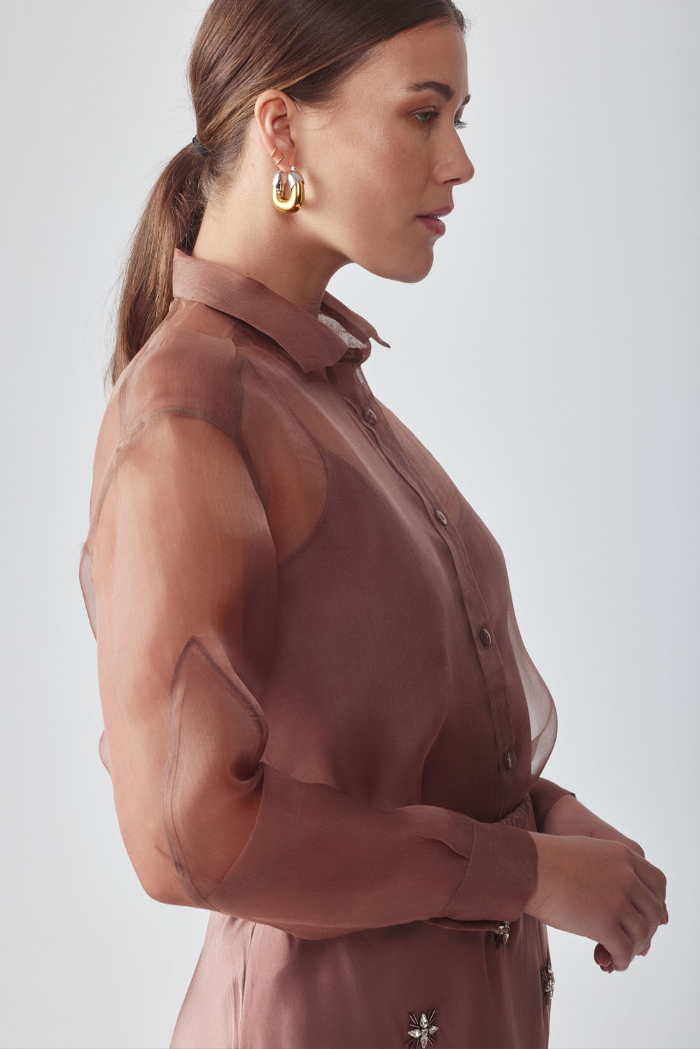 SAYA ORGANZA SHIRT - MOCHA