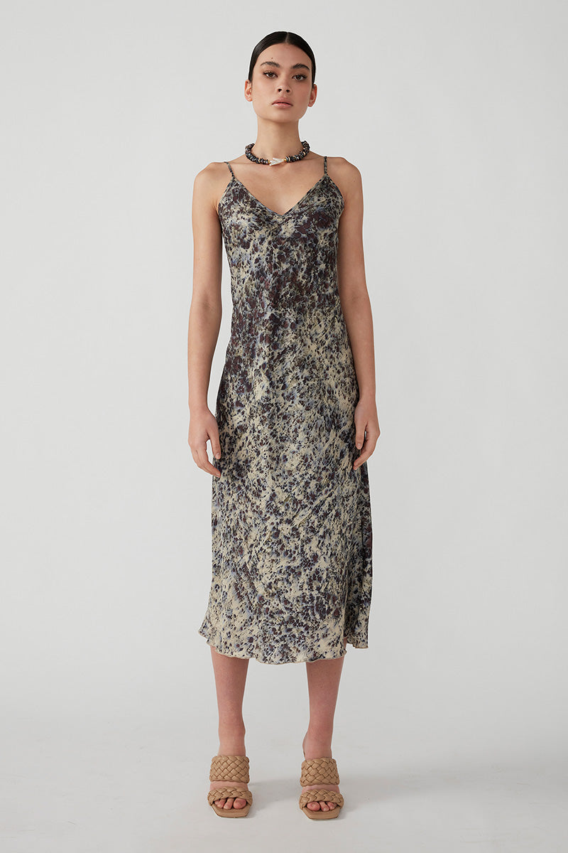 MASTANI SLIP - ROSE PETAL PRINT