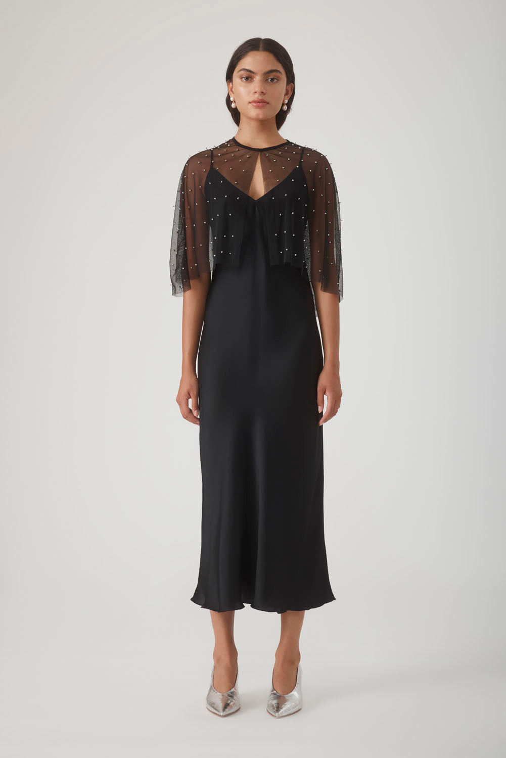 PEARL BEADED CAPE-NOIR