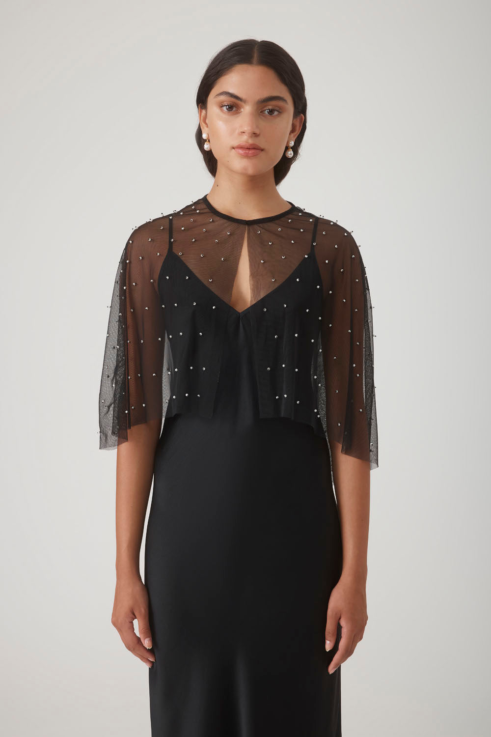 PEARL BEADED CAPE-NOIR