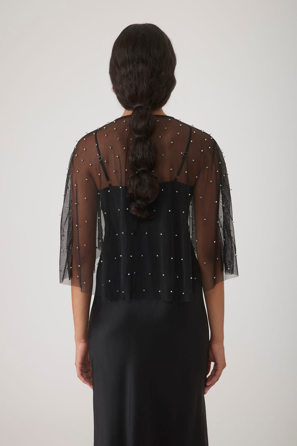 PEARL BEADED CAPE-NOIR