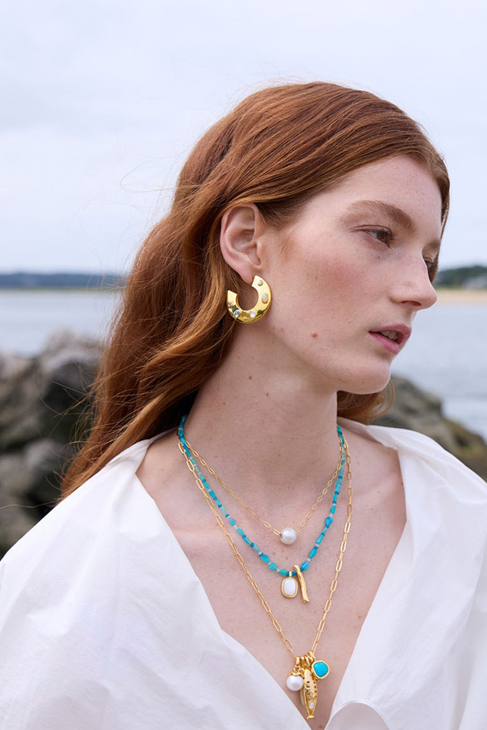 SAUCER HOOPS IN DOTTED PEARL