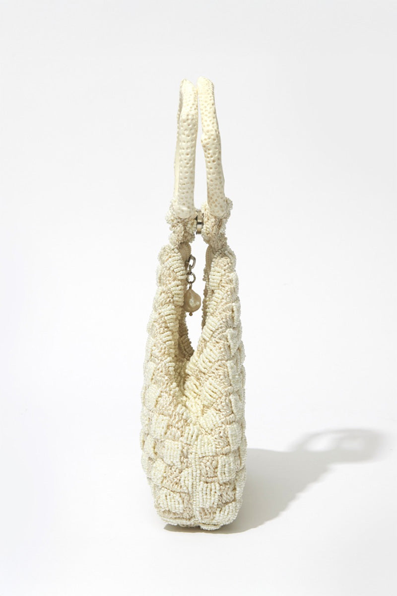 THE HOLD | INTIMATE EXCHANGE BEADED BAG-WHITE