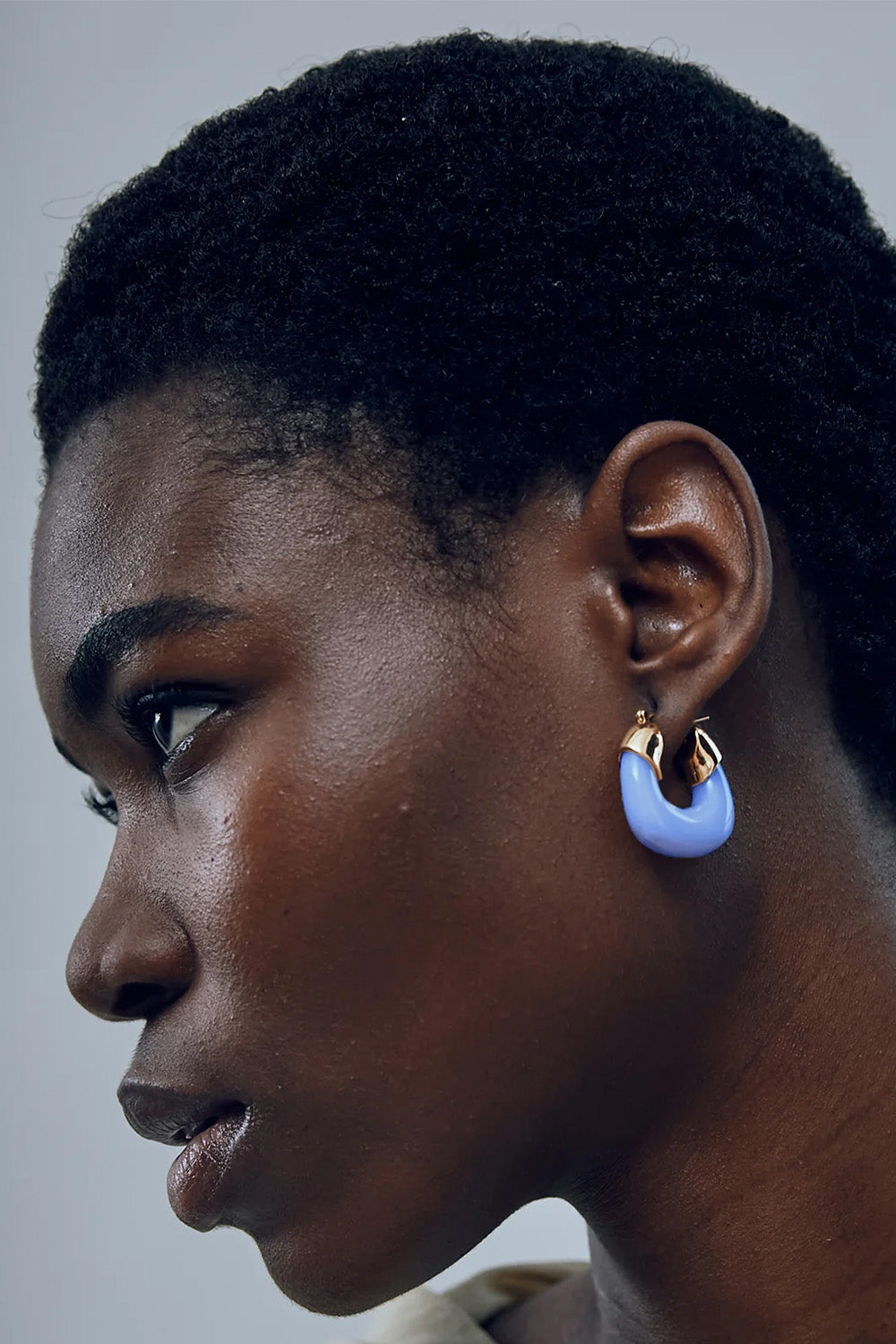 MINI ORGANIC HOOPS IN PERIWINKLE