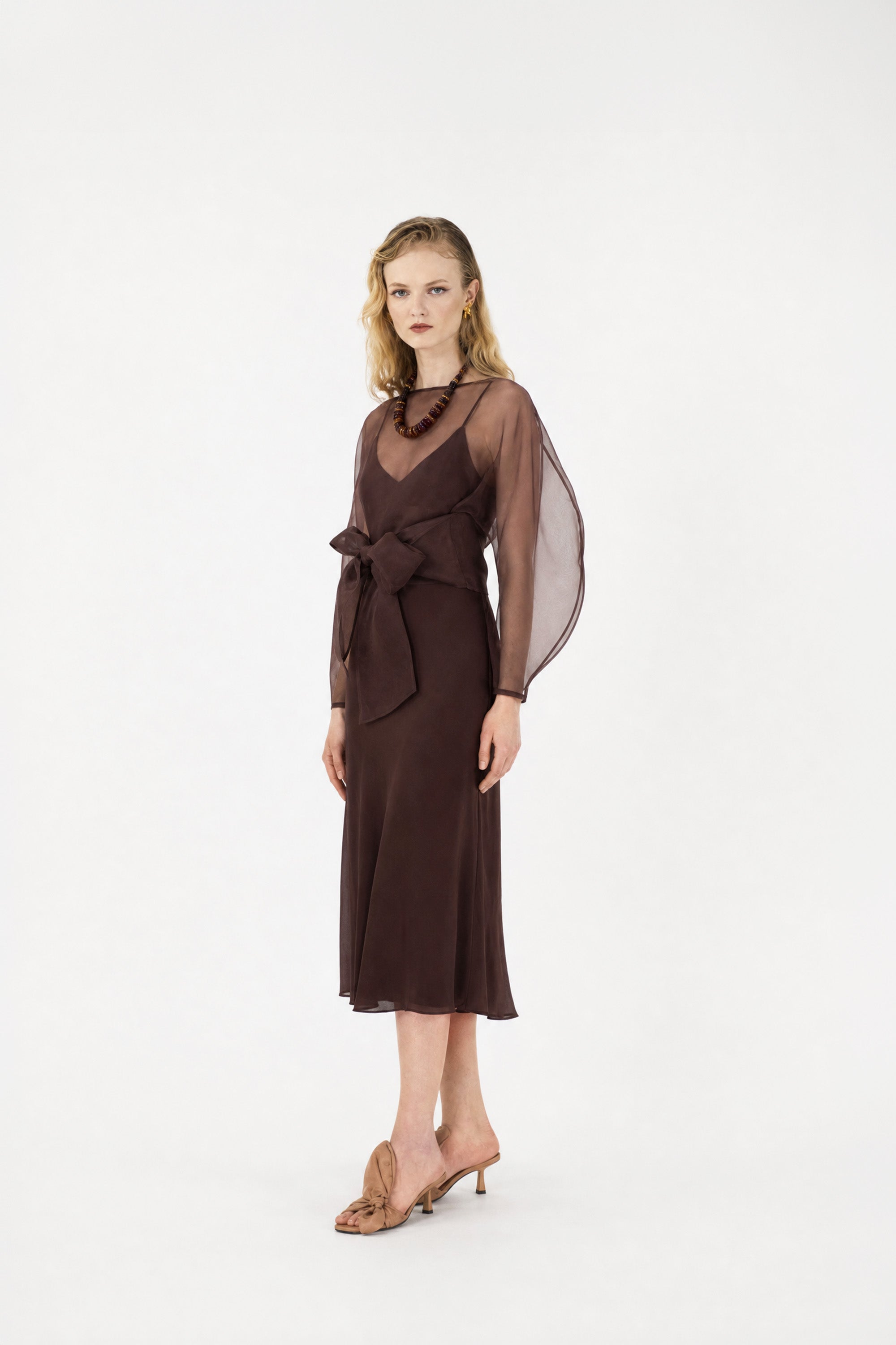 ROOHI ORGANZA TOP - GANACHE