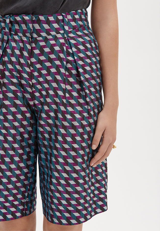 izza handloomed shorts